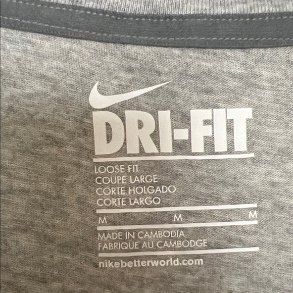 Nike Women's Heather Gray Dri-FIT Tee - Picture 3 of 4